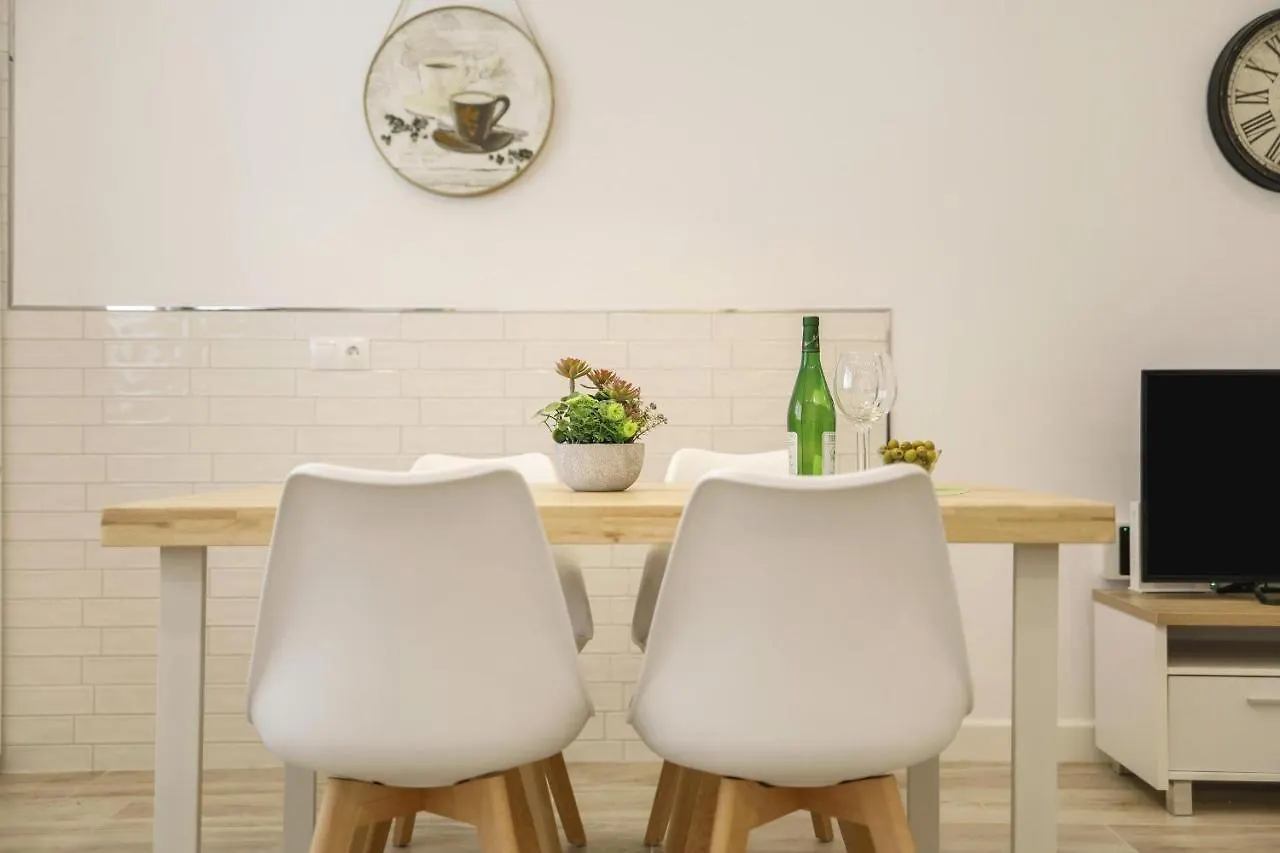 Apartment Apartamento Naypa With Free Parking Cadiz